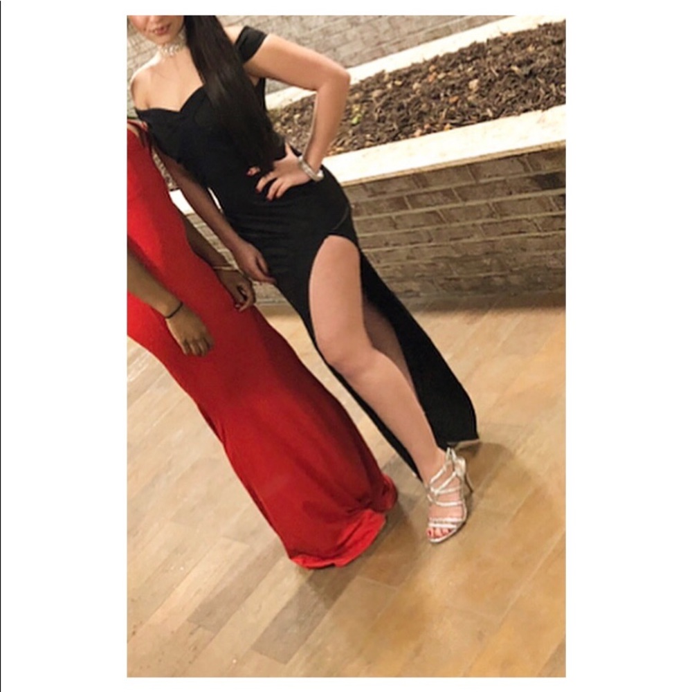 Black prom dress